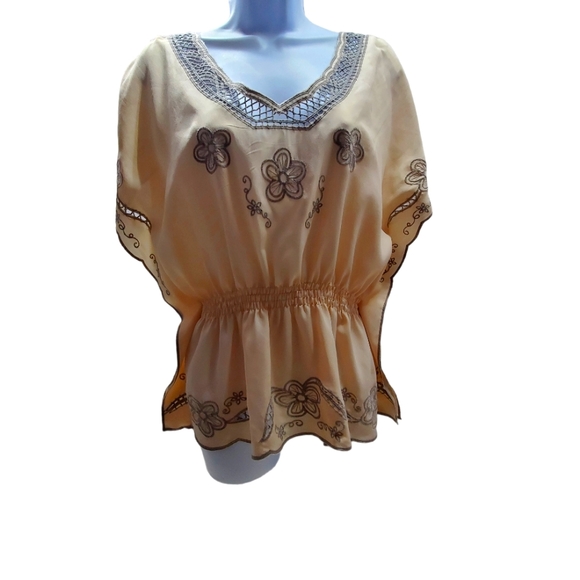 FILIPINO STYLE EMBROIDERED BLOUSE - Picture 8 of 15